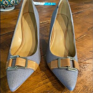 Nine West denim with Leather Accent 2 inch heels Size 8